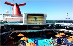 Carnival Dream pool