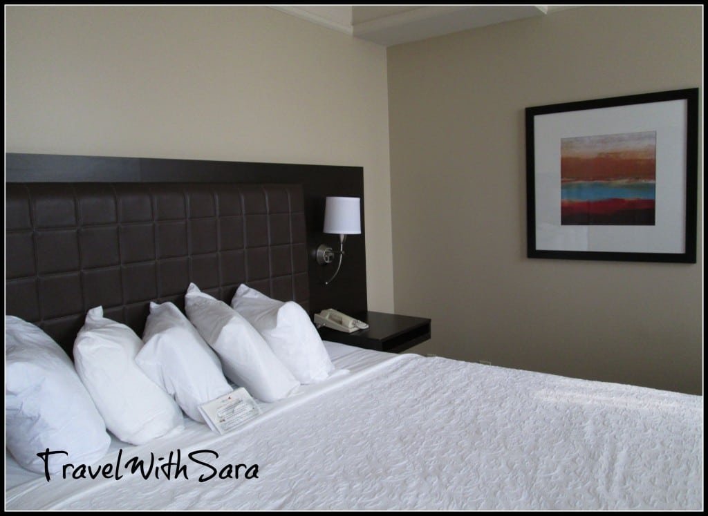 Magnolia Hotel Bed