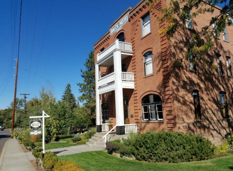 Dufur, Oregon: Home To The Charming Historic Balch Hotel