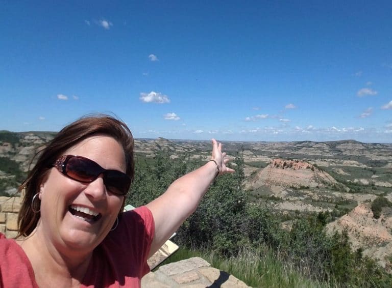 #MW Travel Chat Features Find Your “Legendary” in Travel North Dakota: May 3, 2017