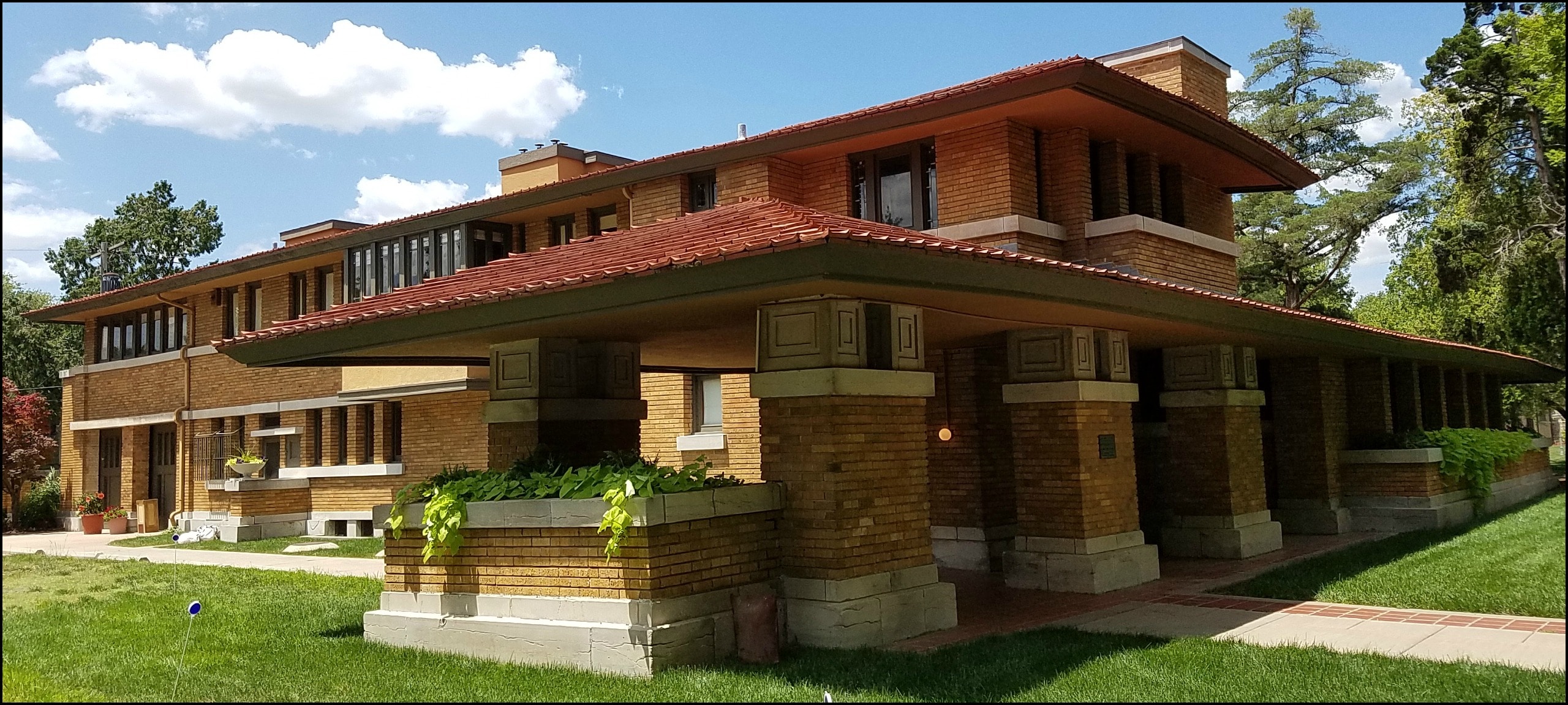 Summer Brings Frank Lloyd Wright Into My Midwest Road ...