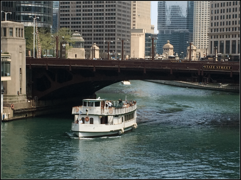 Chicago Boat Tour
