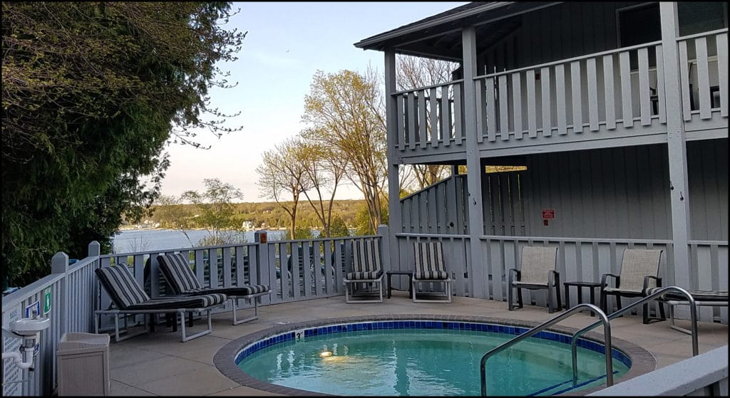 Country House Resort Hot Tub