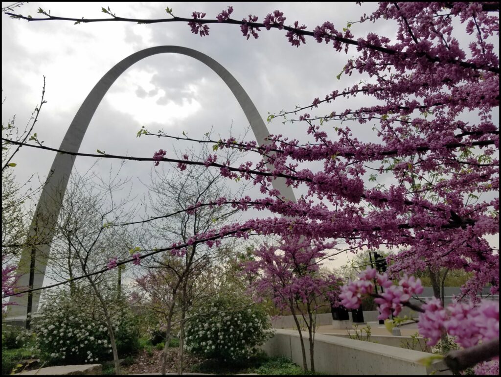 Gateway Arch West Entrance