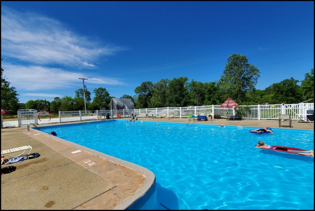 swimming pool