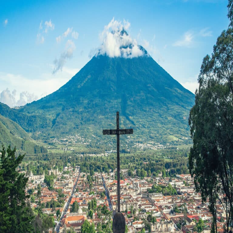 From Ancient Ruins to Stunning Landscapes: Must-Visit Destinations in Guatemala