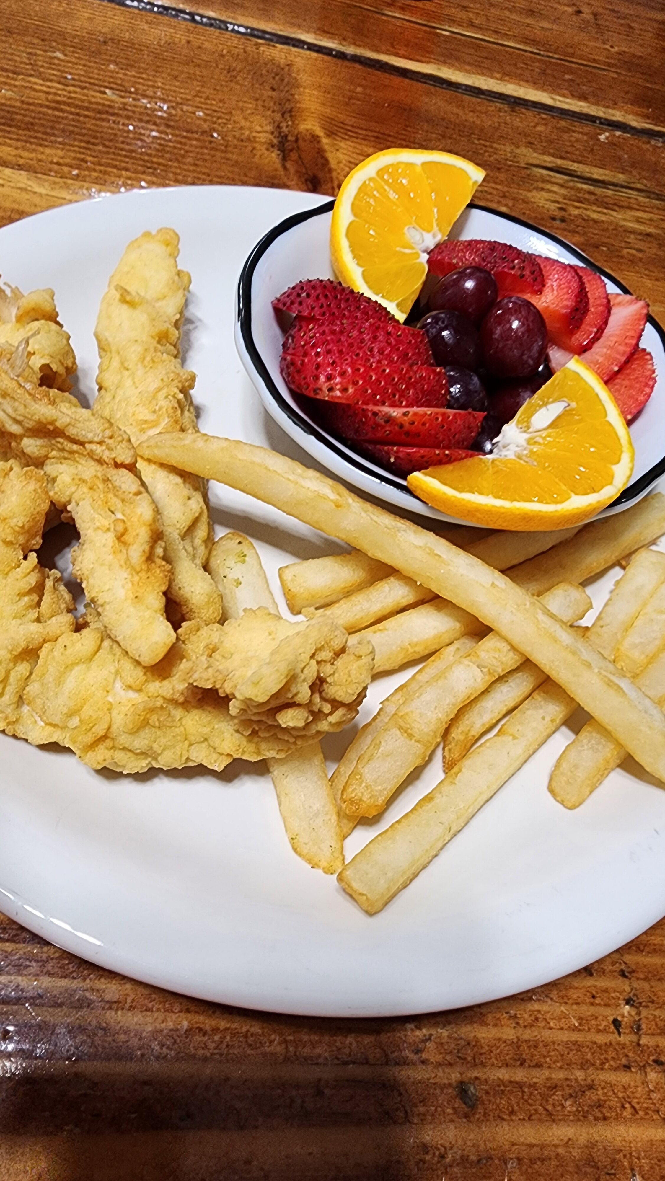 chicken tenders fries and fruit in northwest iowa