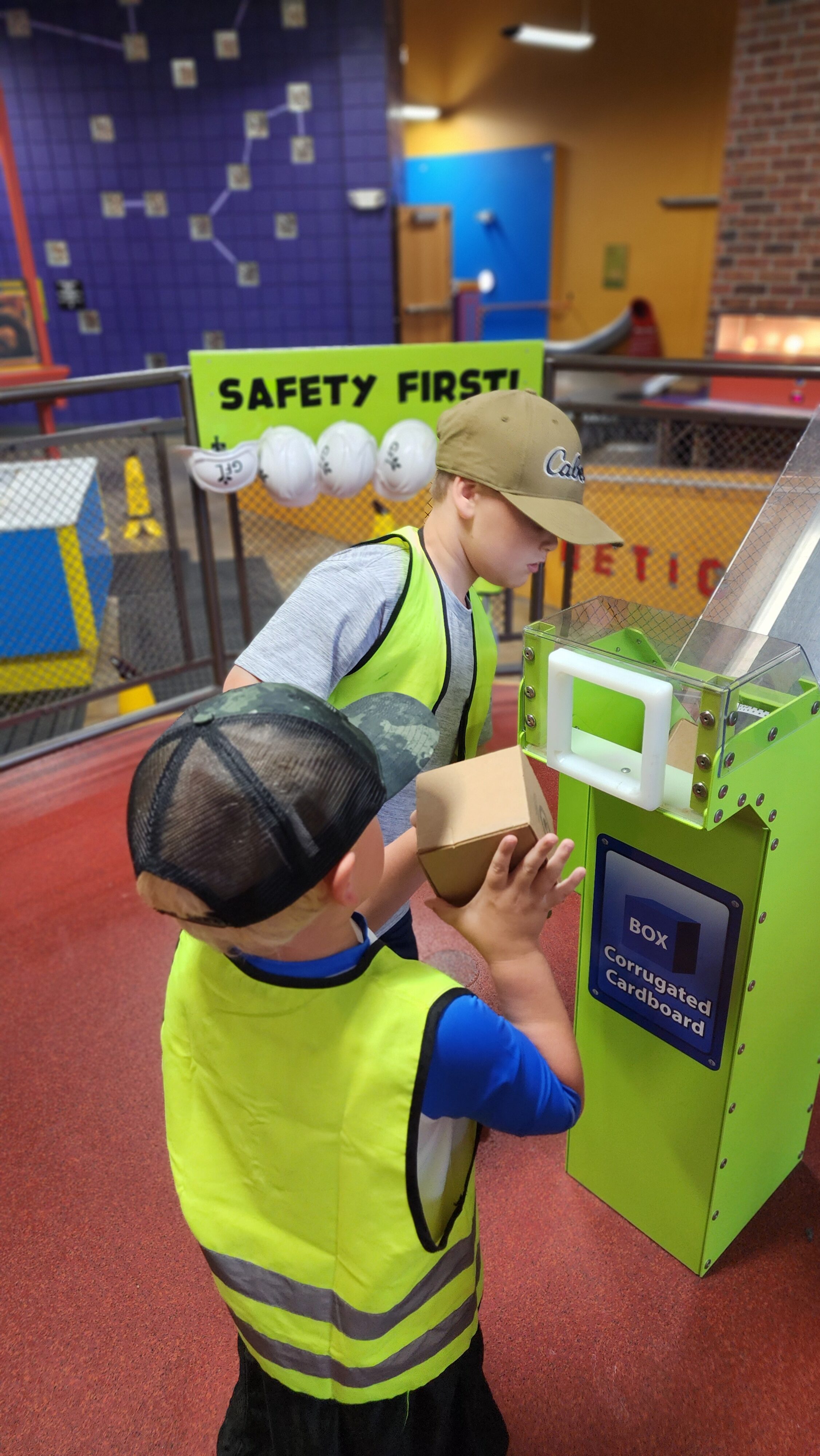 play recycling area museum