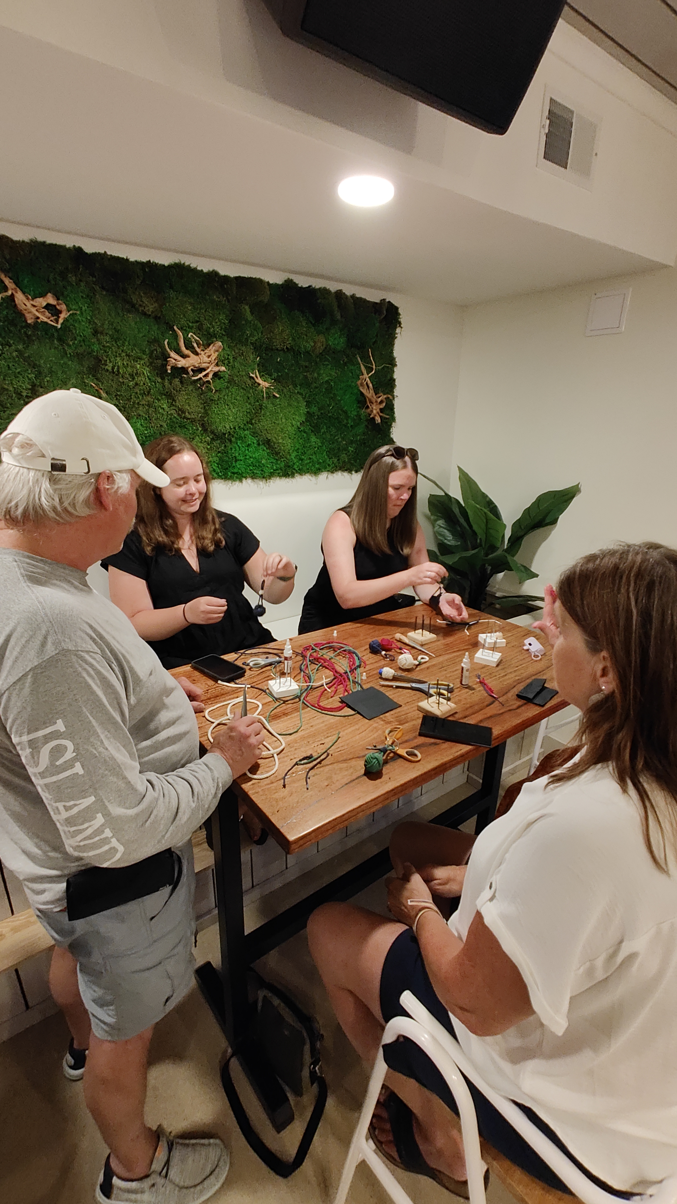 knot tying class