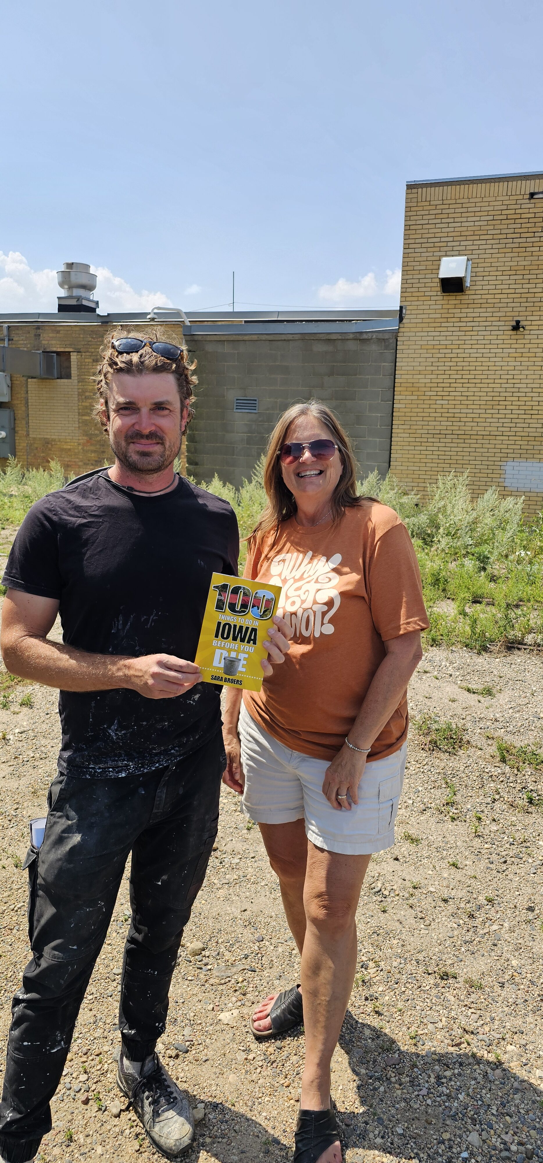Travel With Sara with Guido Van Helten

