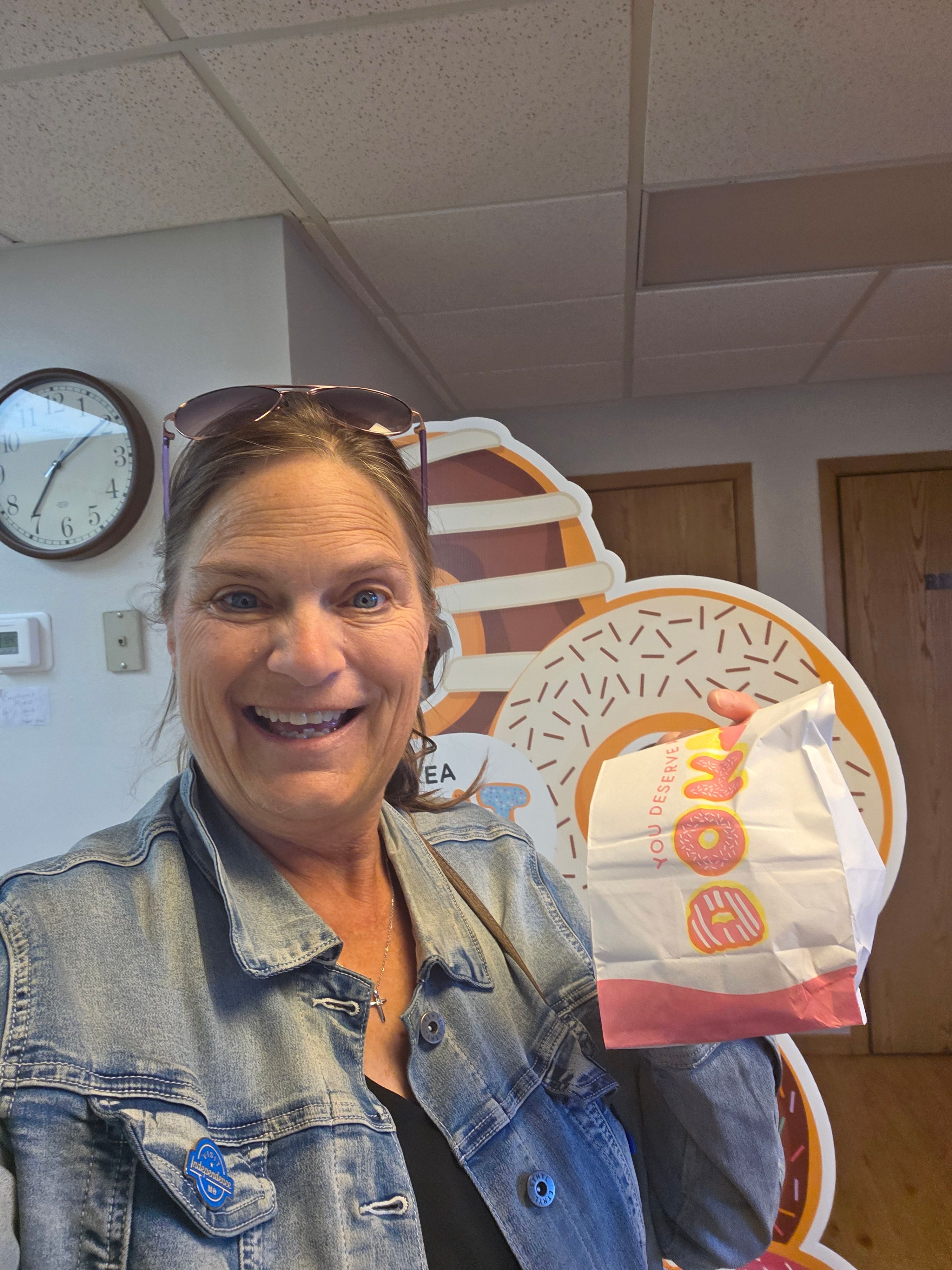 Devils Lake, ND doughnut shop
